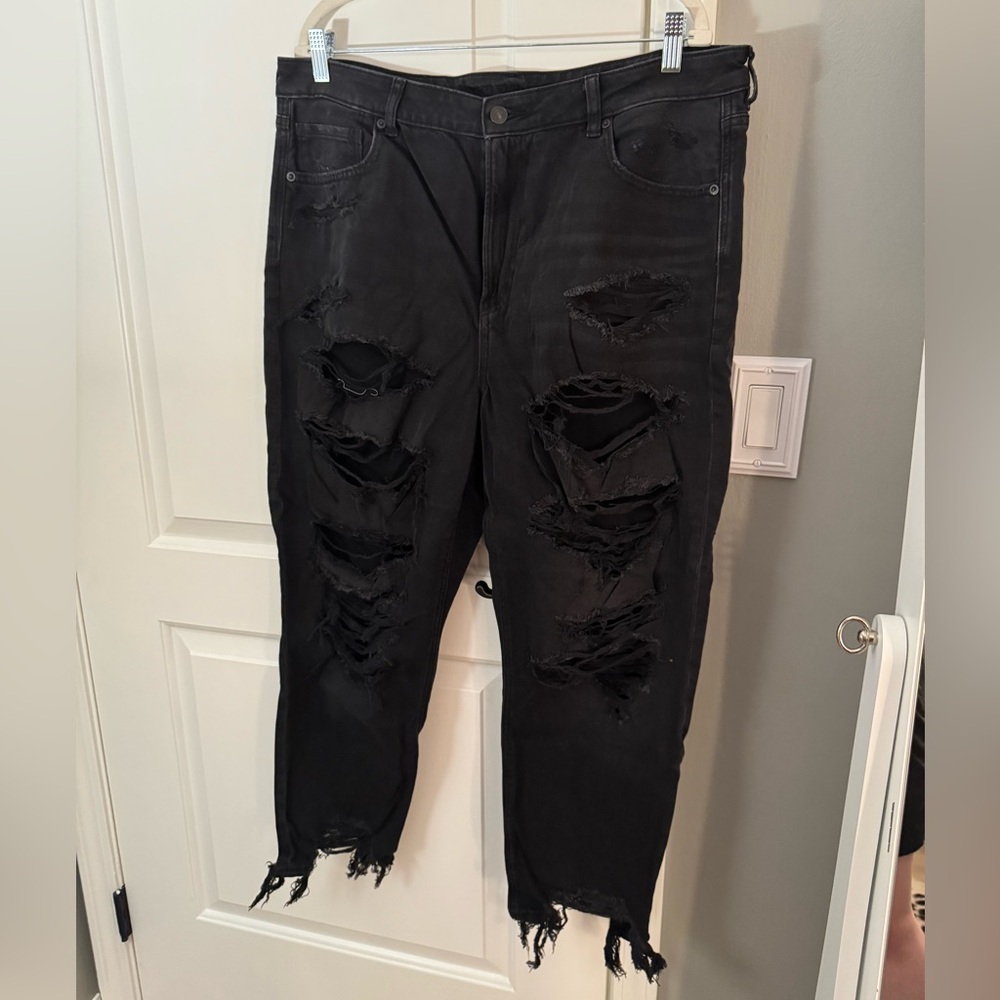 American Eagle Outfitters Black Mom Jeans with Distressed Details